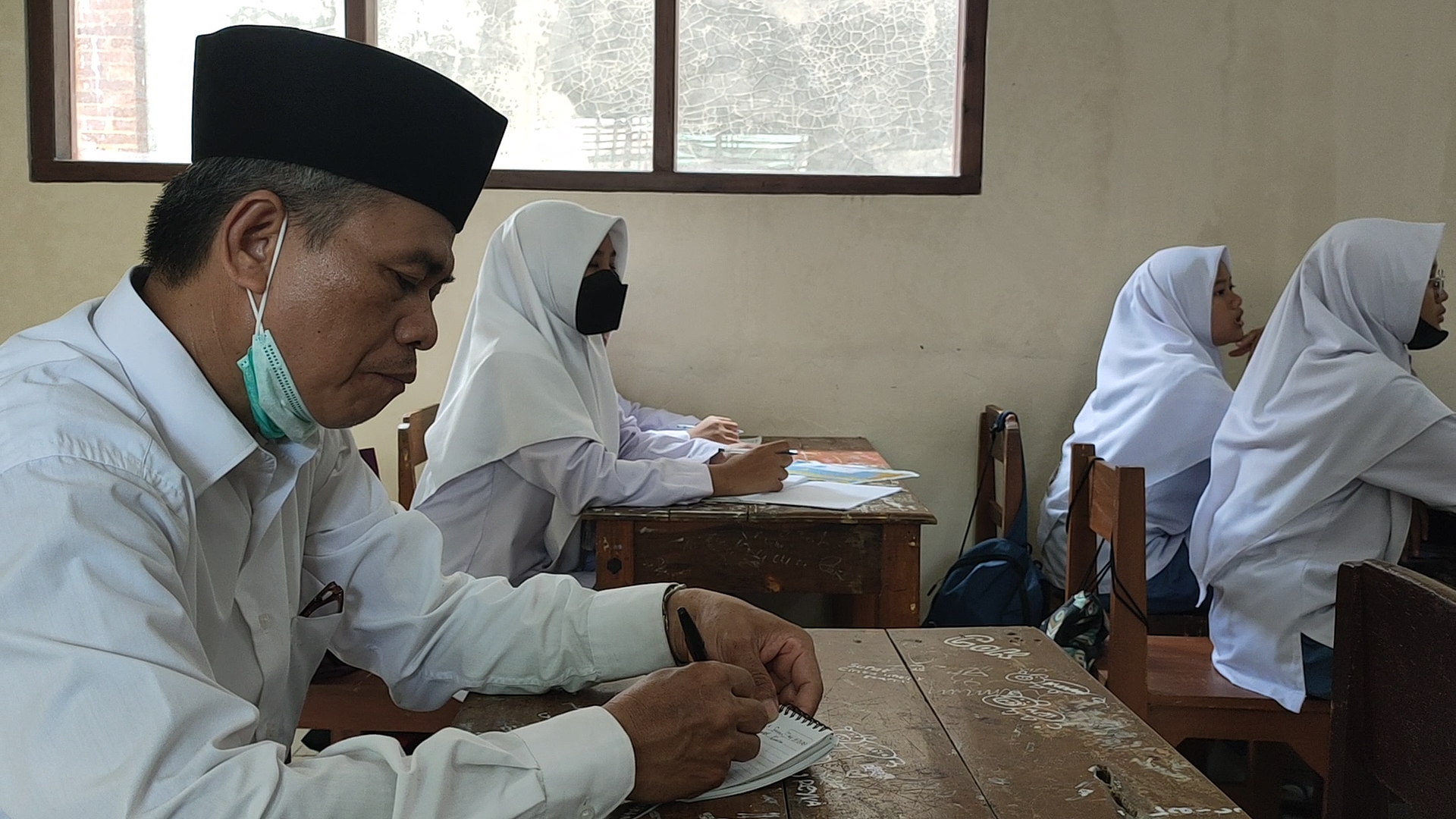 ika-widyasari-kimia-d