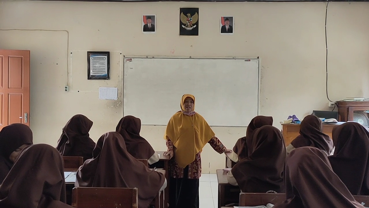 nur-sholihah-mawi-a